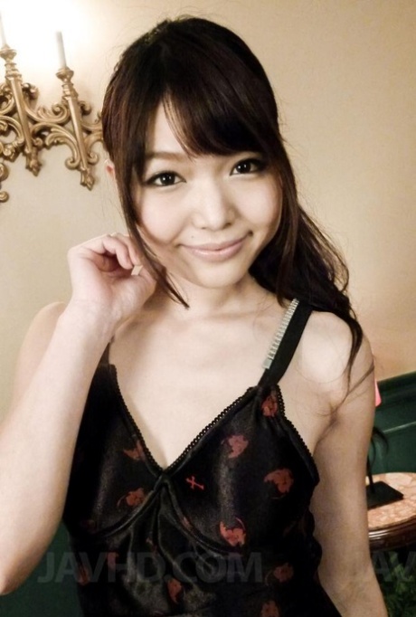 Shino Aoi nudes star pictures