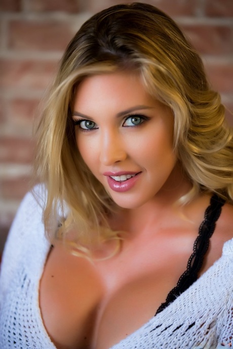 Samantha Saint best pornstar pic